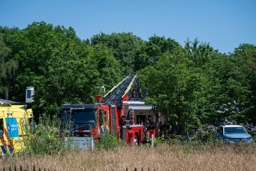 Dak gecontroleerd na brandmelding bij Dimence in Deventer