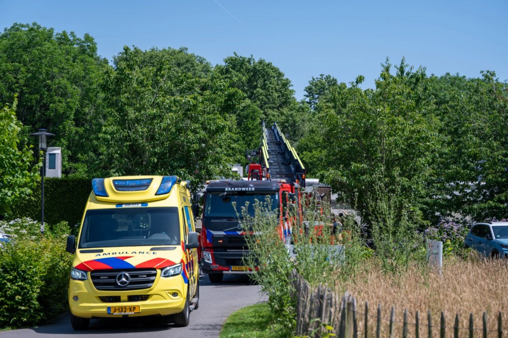 Dak gecontroleerd na brandmelding bij Dimence in Deventer