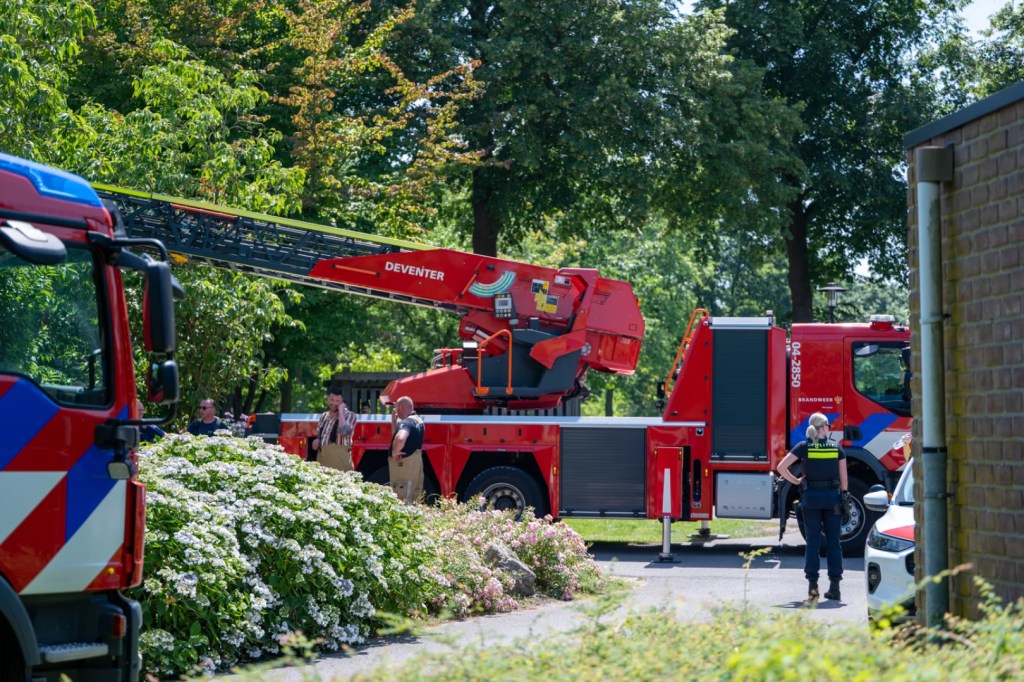 Dak gecontroleerd na brandmelding bij Dimence in Deventer