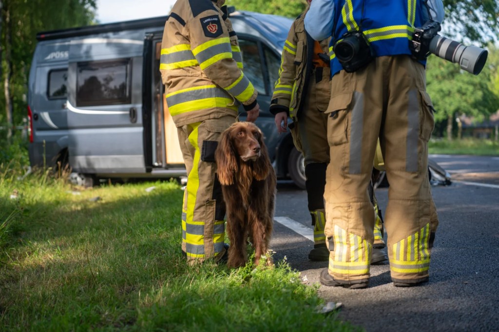 Dodelijk ongeval tussen auto en camperbusje op N348 bij Raalte